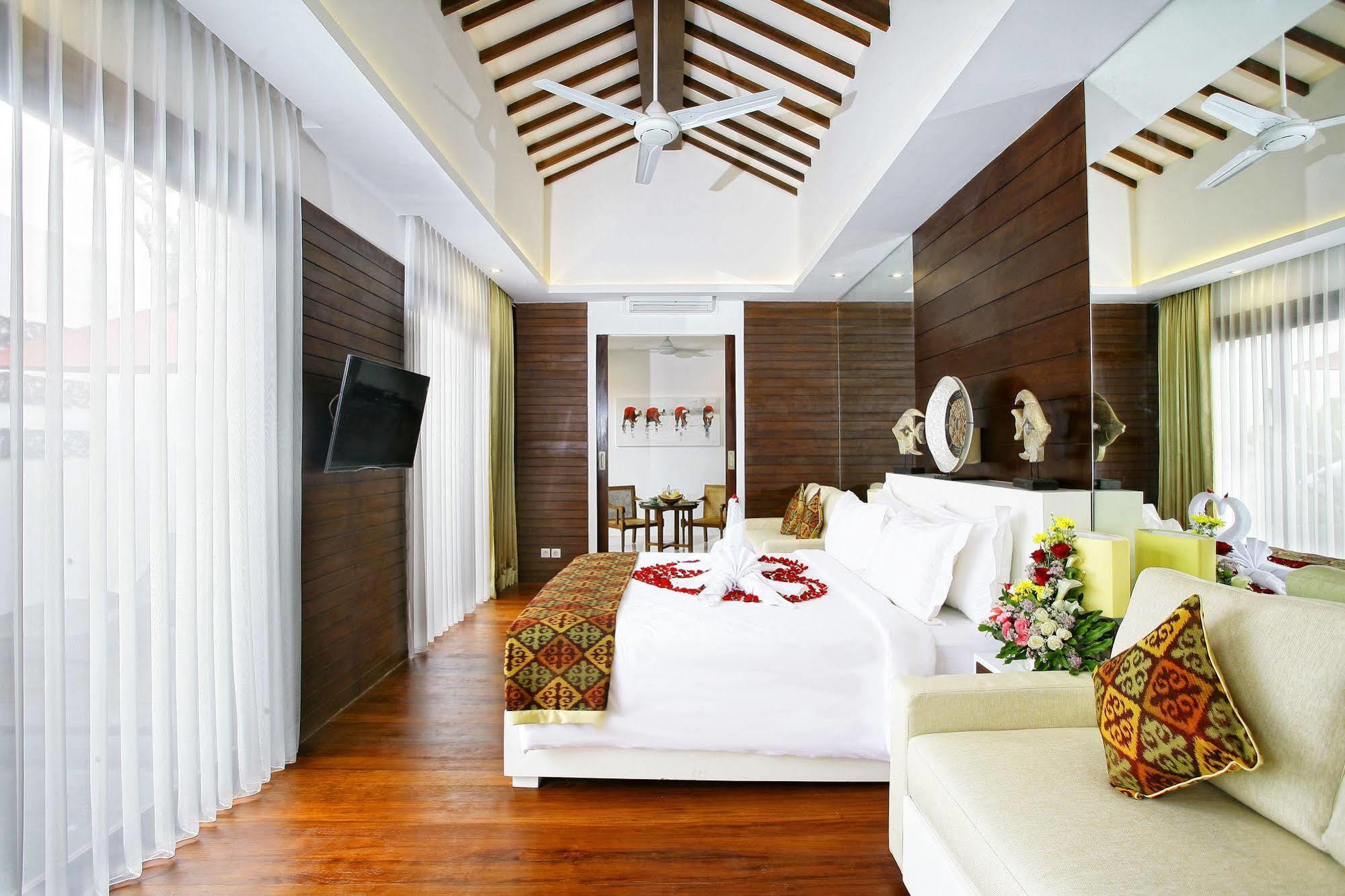 Anari Villas Kuta Legian Zewnętrze zdjęcie